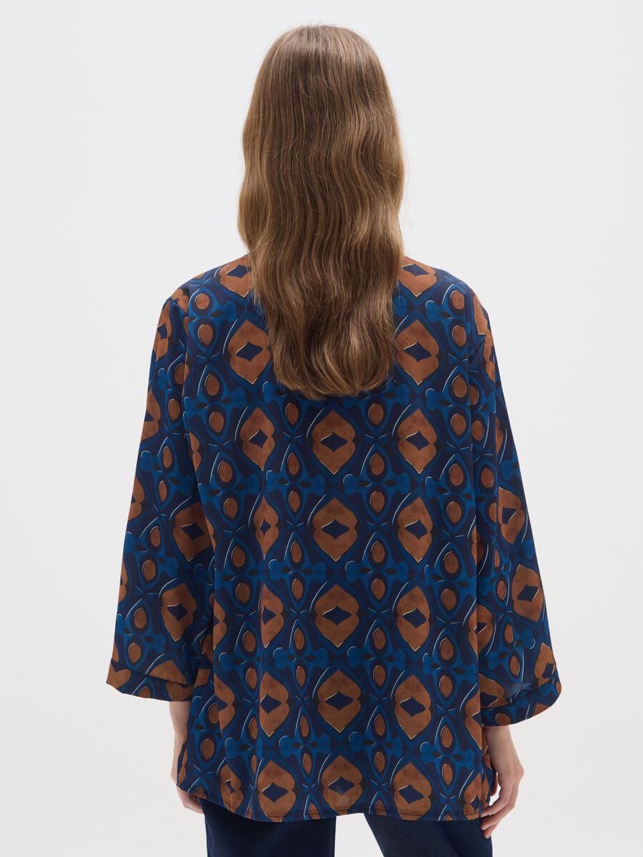 Multicolour regular fit V-neck blouse_2