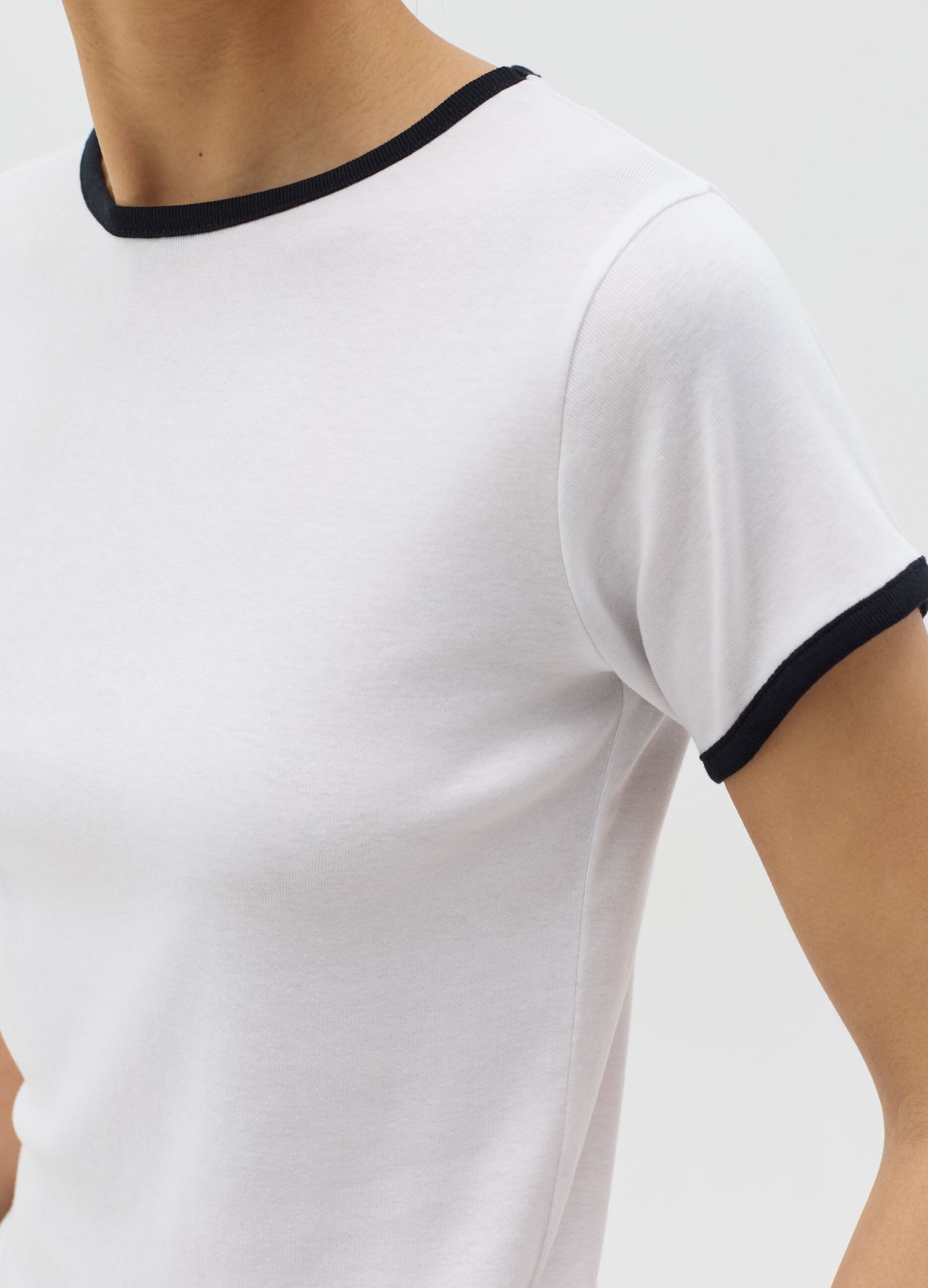 White slim-fit T-shirt in cotton