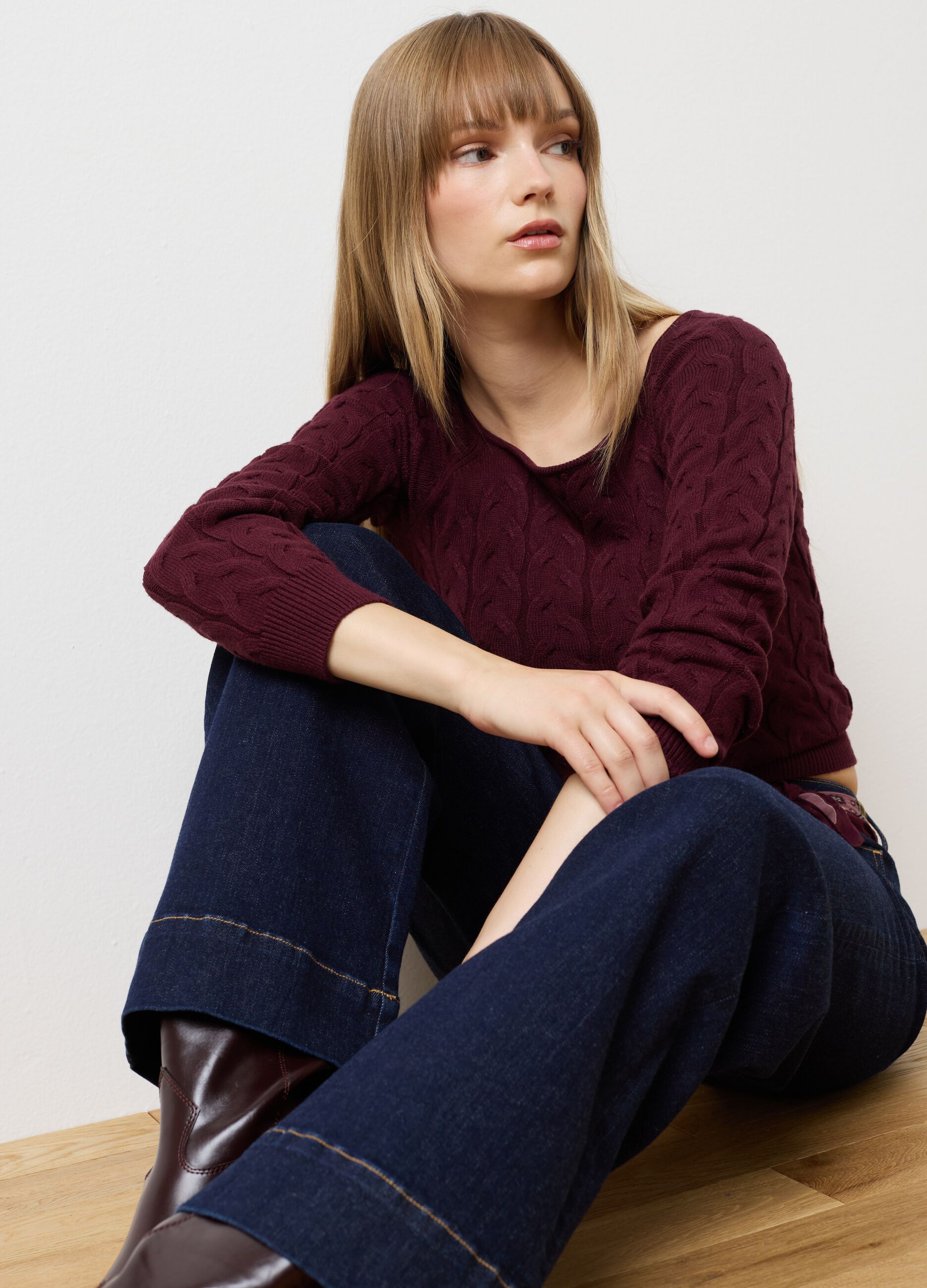 Fitted Red-Blend Pullover