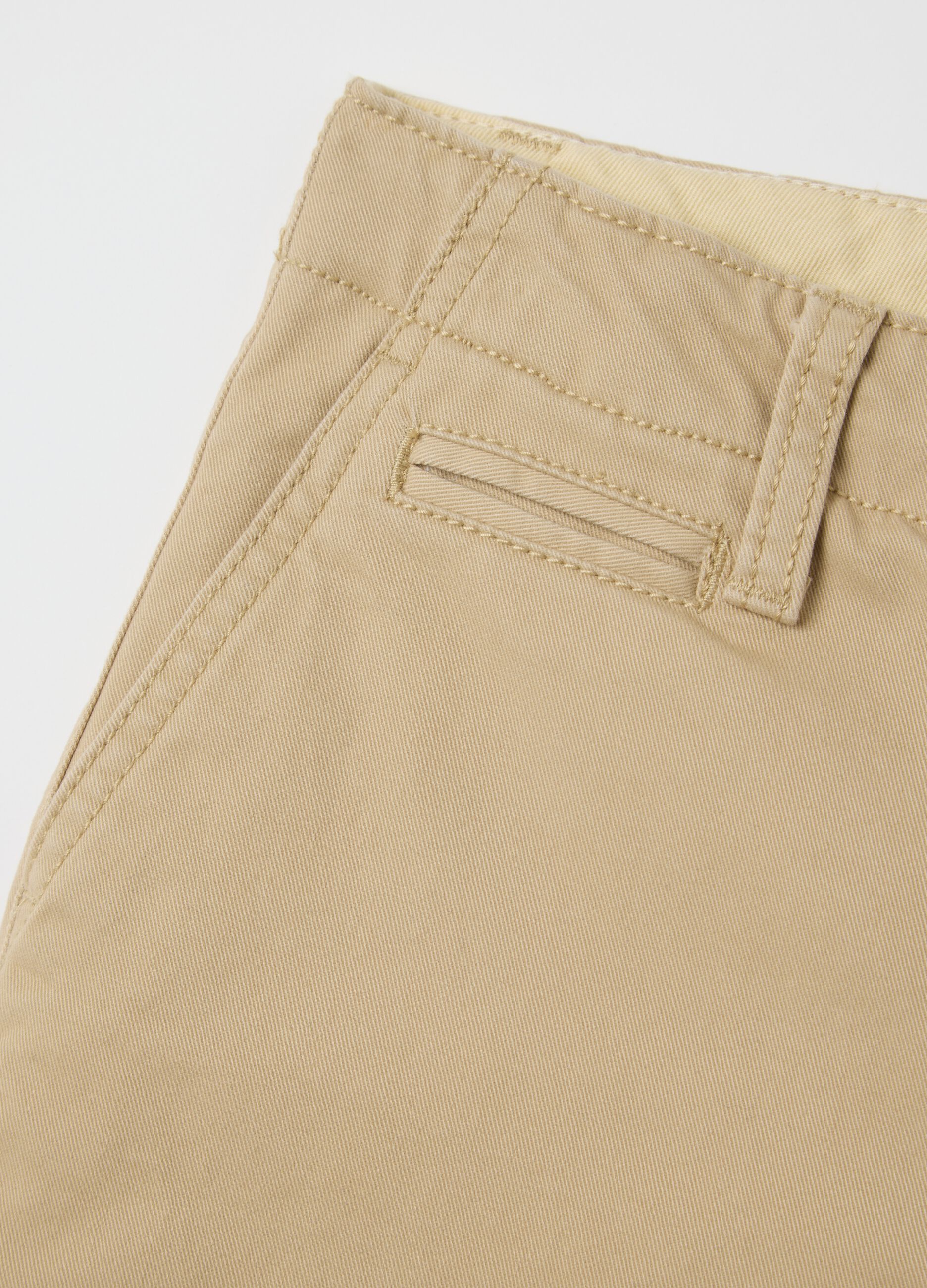 Pantaloni chino beige in cotone stretch