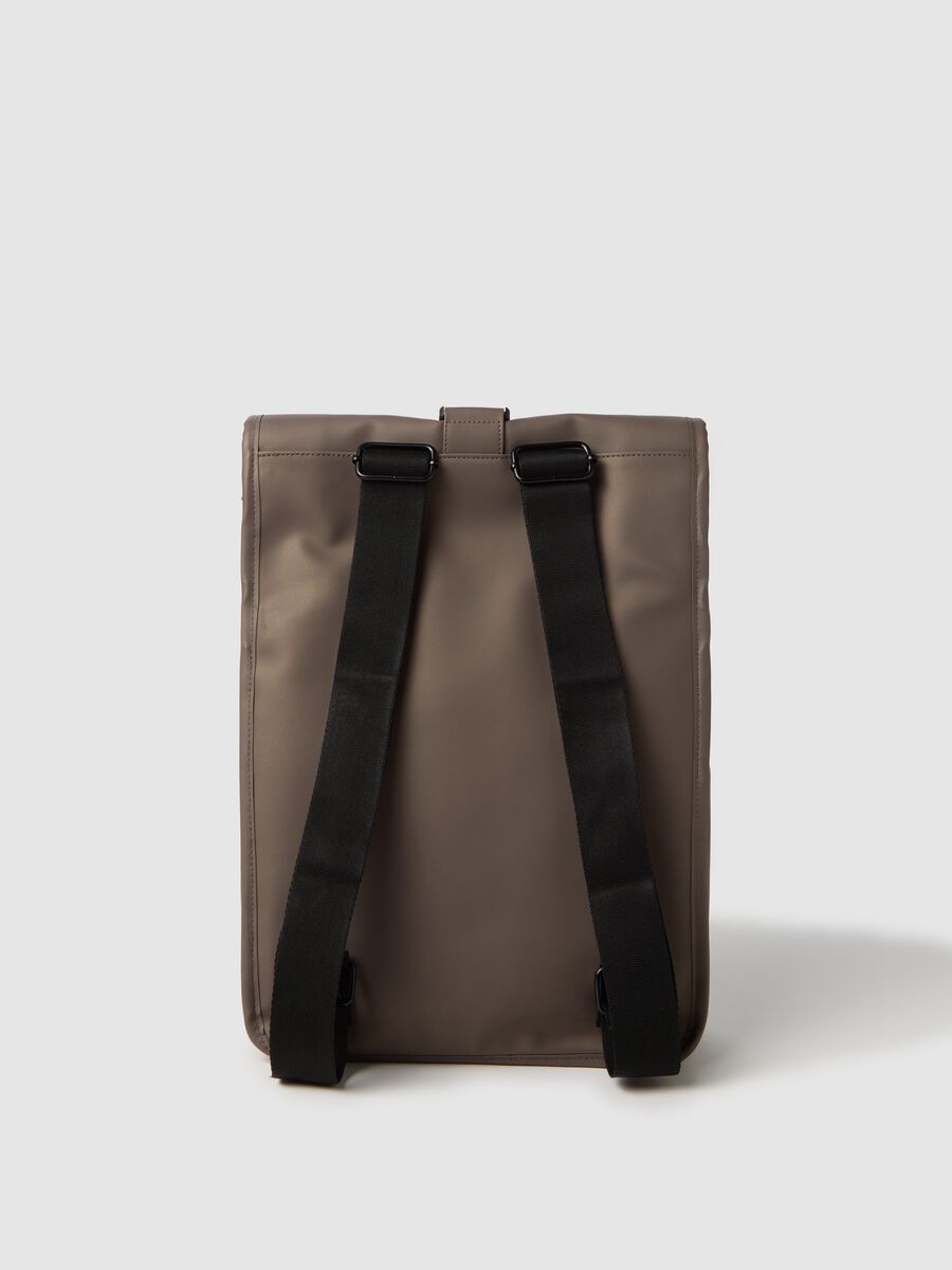 Backpack with rolled flap_1