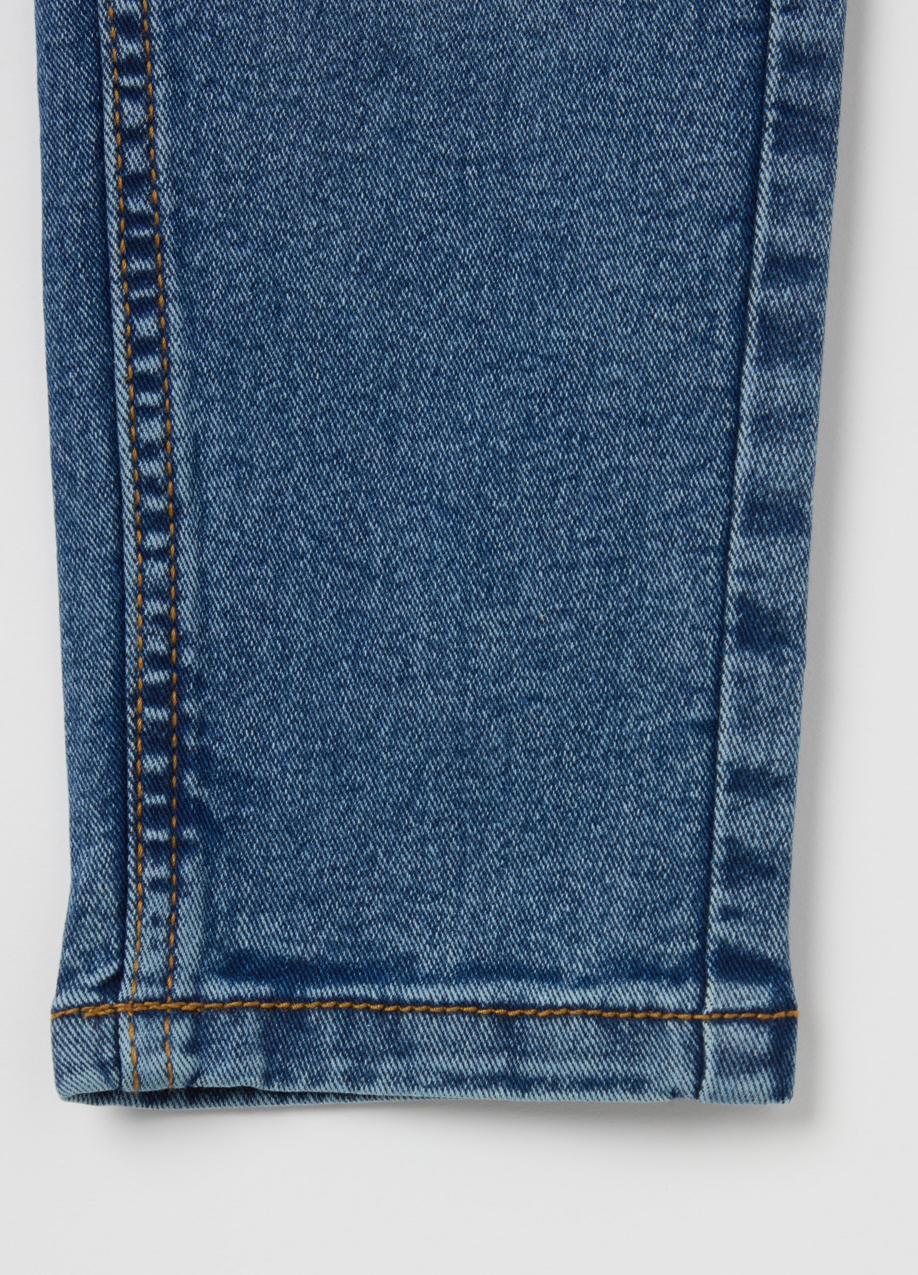 Jeans regular fit cinque tasche
