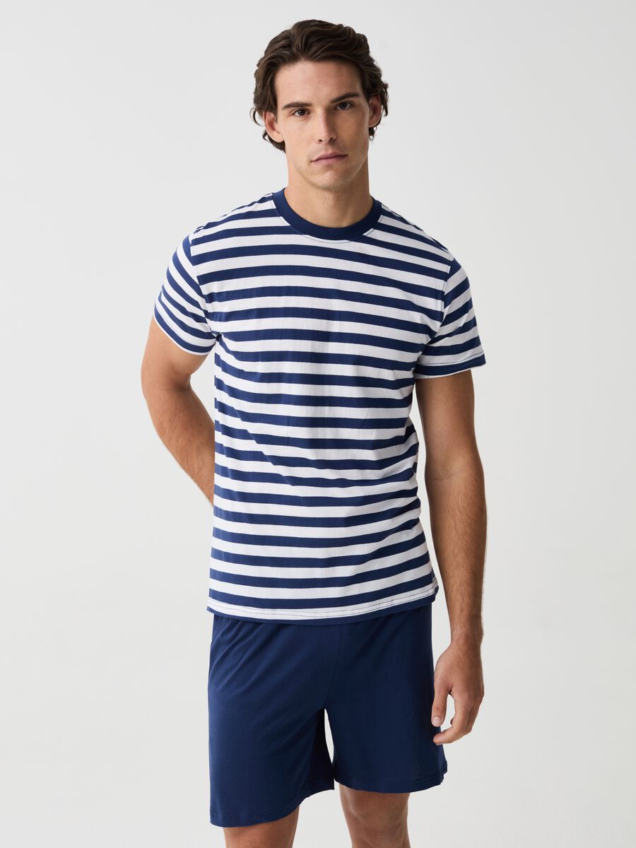 Short pyjama top with striped pattern_0