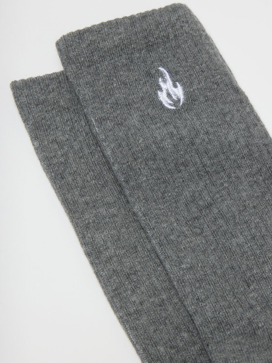 Pack of three grey sport socks in stretch cotton_1