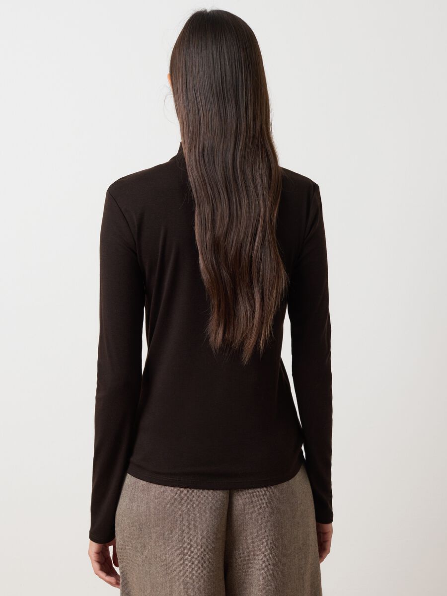 Long Brown Sleeve T-shirt_3