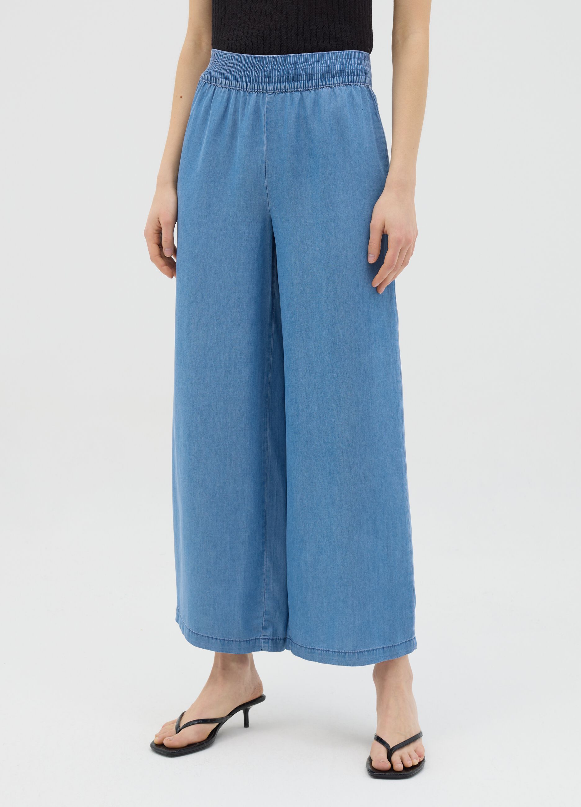 Jeans a gamba larga in Lyocell