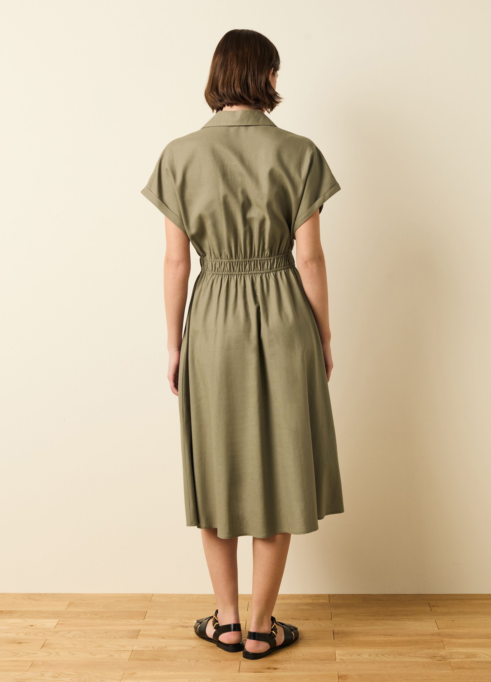 Short-sleeved shirt dress