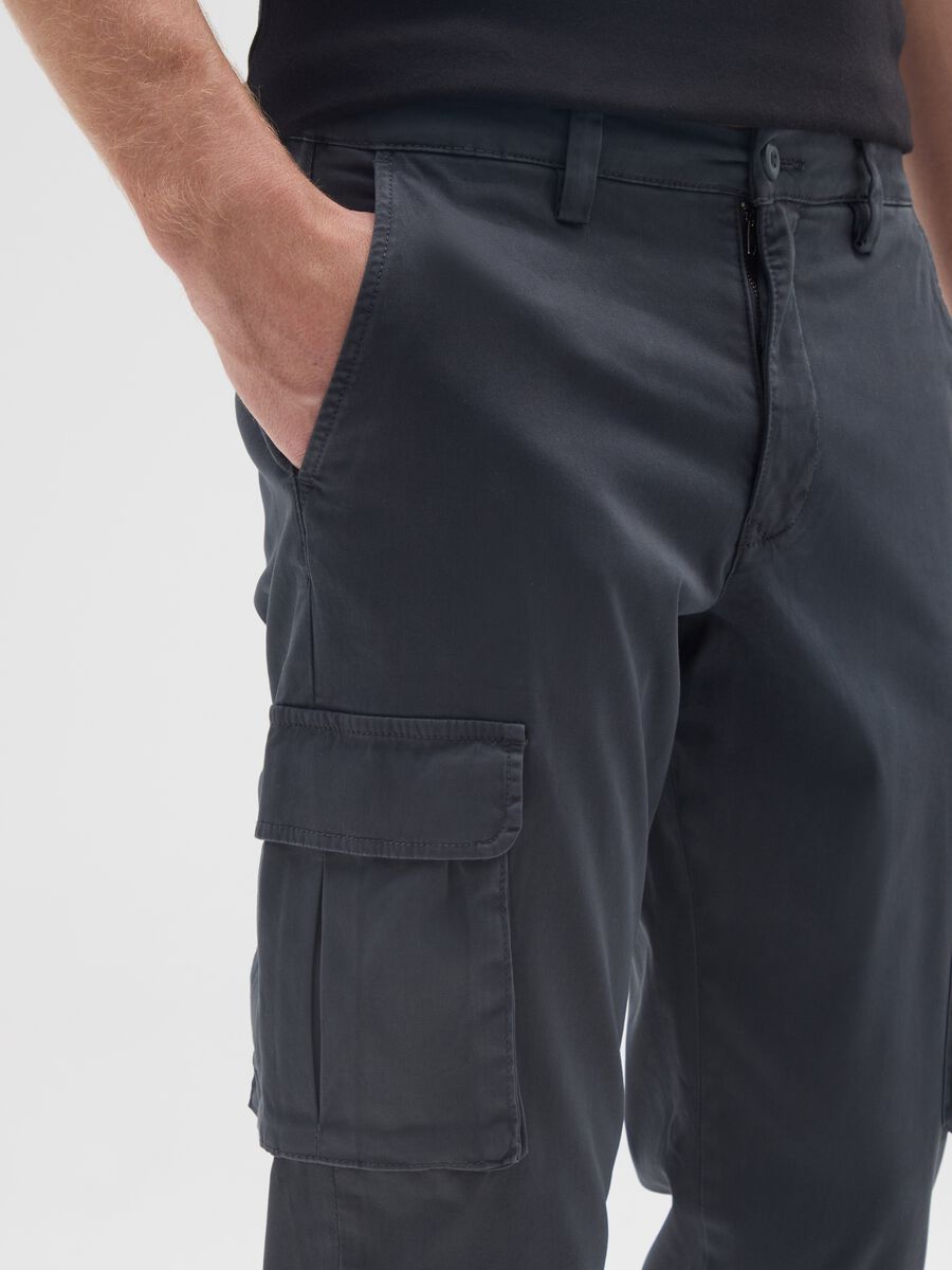 Black Regular Fit Stretch Cotton Cargo Trousers_3