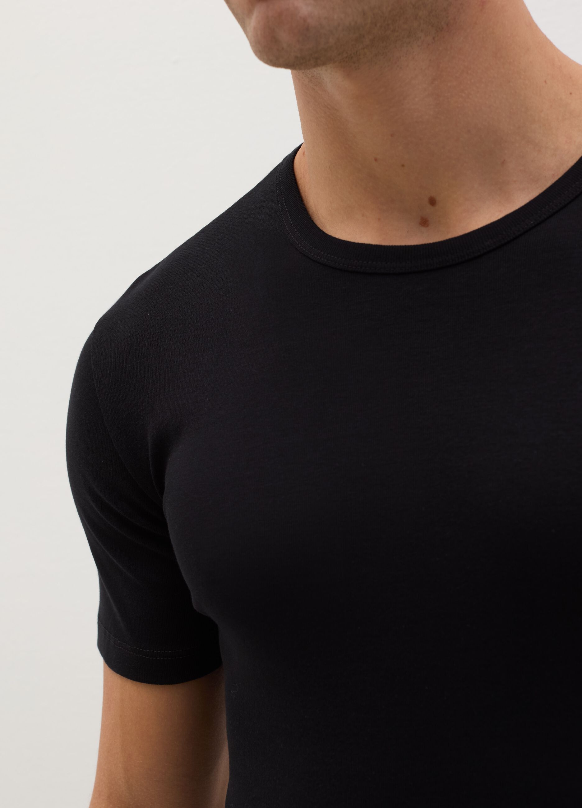 Two-pack undershirts with round neck