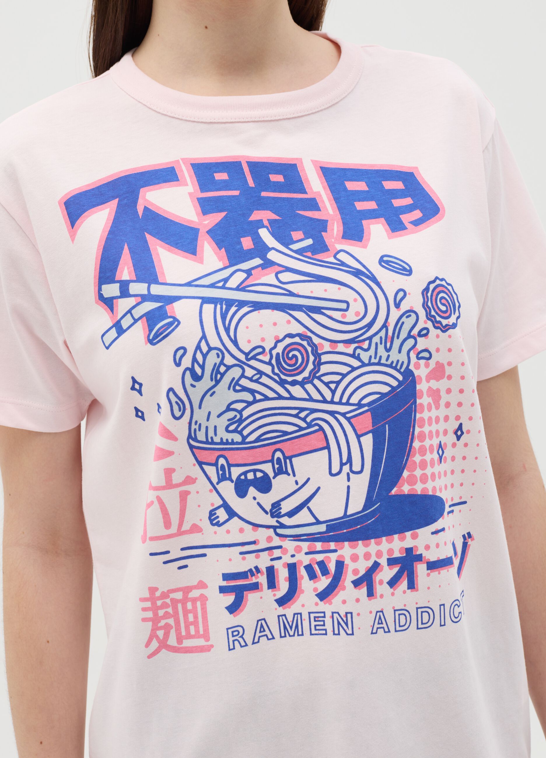 Pink cotton T-shirt with ramen print