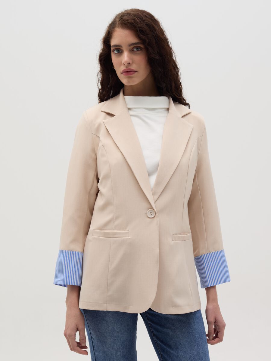 Single-breasted blazer with contrasting detail_0