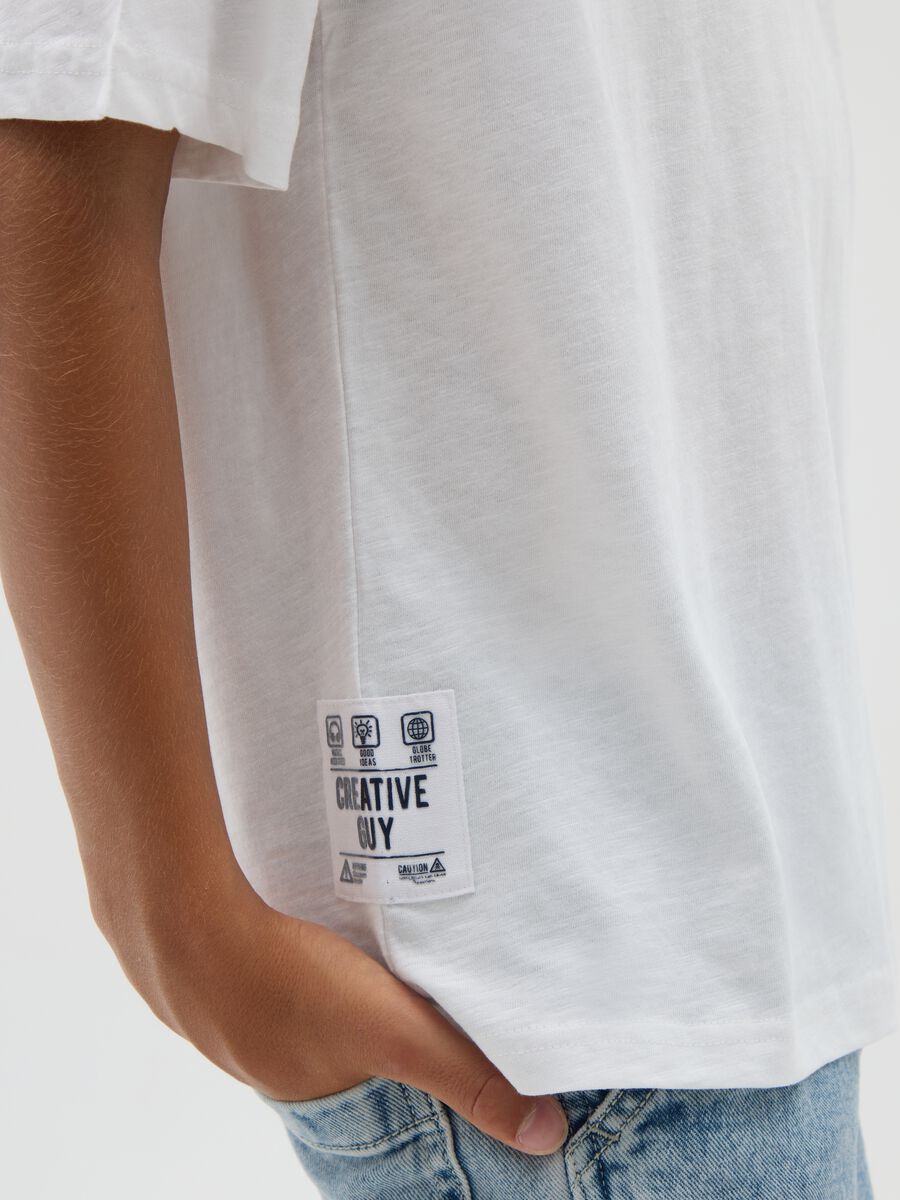 White oversized pure cotton t-shirt for boys_1