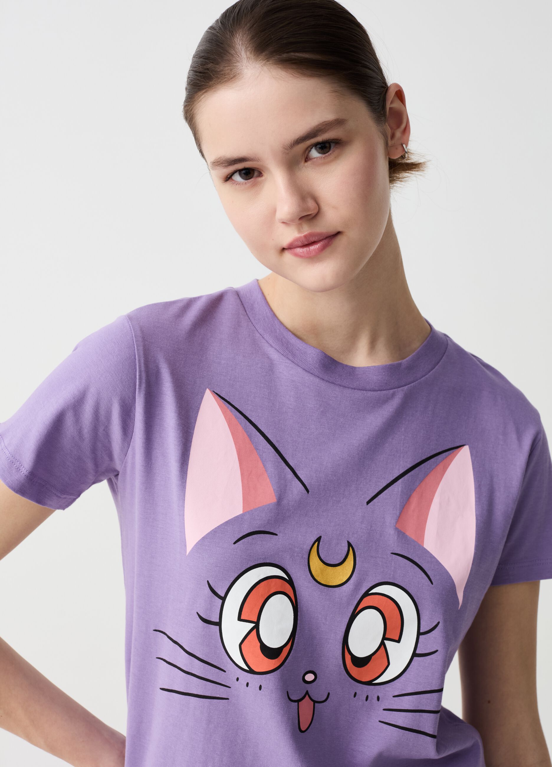T-shirt with Sailor Moon Luna print