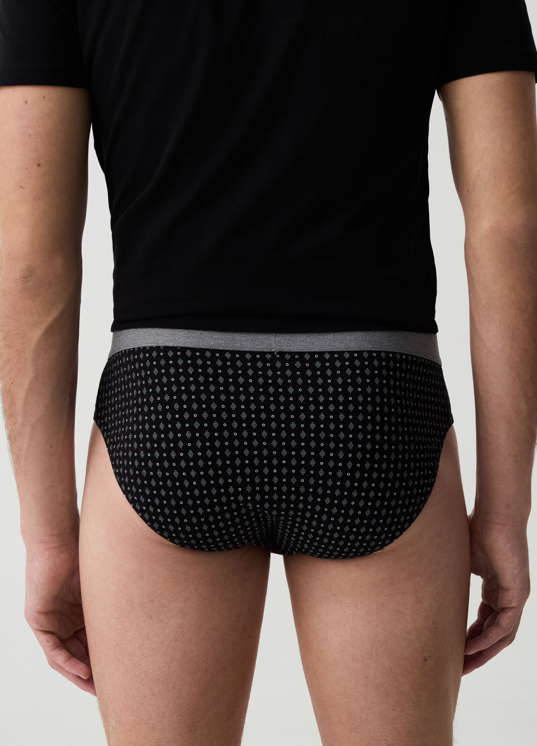 Five-pack micro patterned briefs