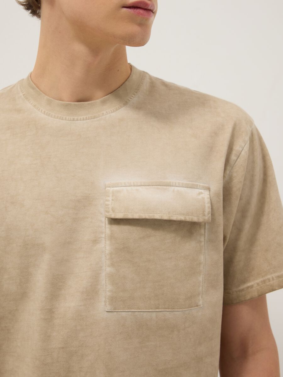 Beige pure cotton regular fit t-shirt with pocket_2