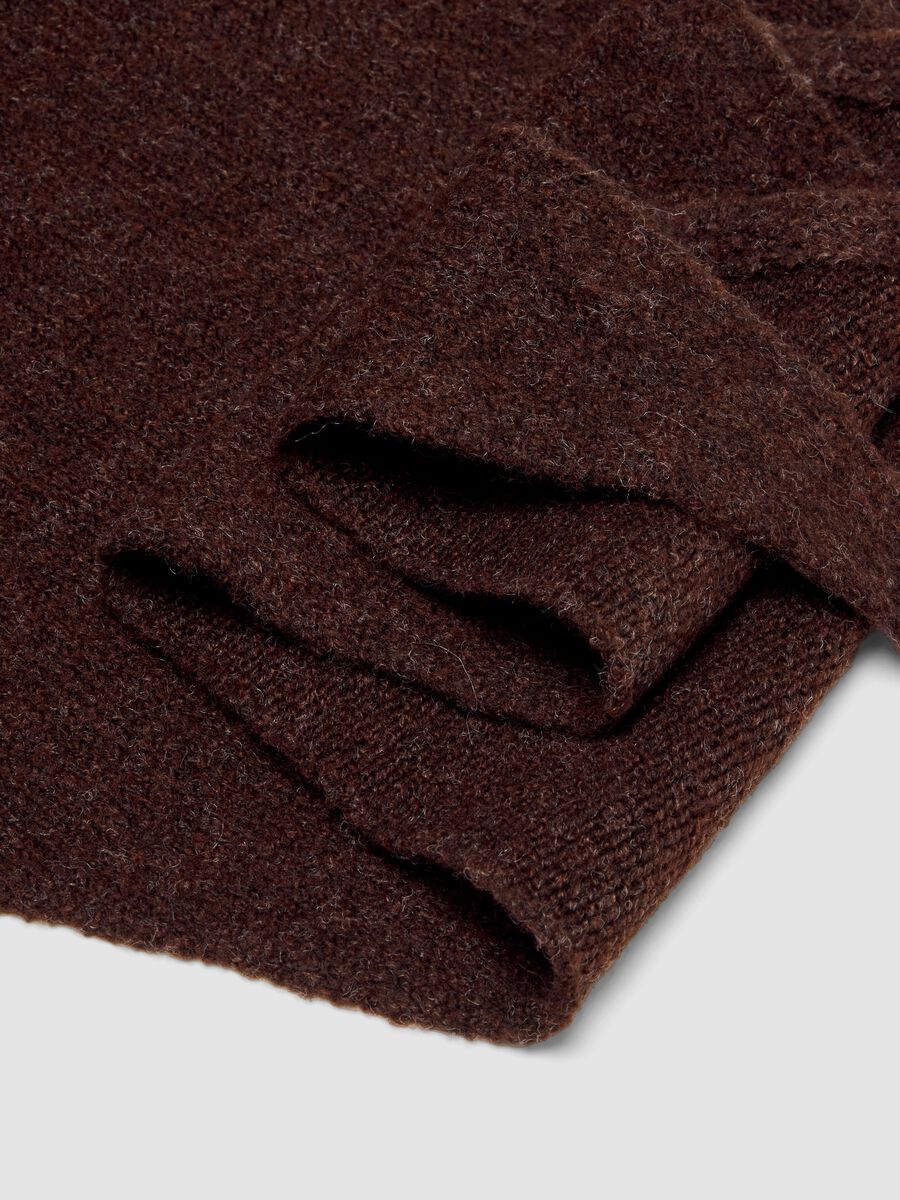 Sciarpa marrone in tessuto elasticizzato_2