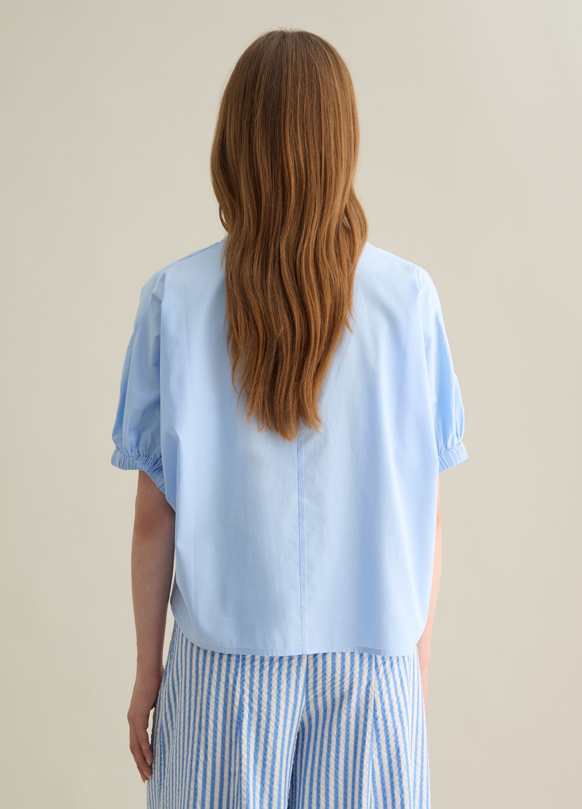 Oversized women’s shirt in light blue 100% cotton