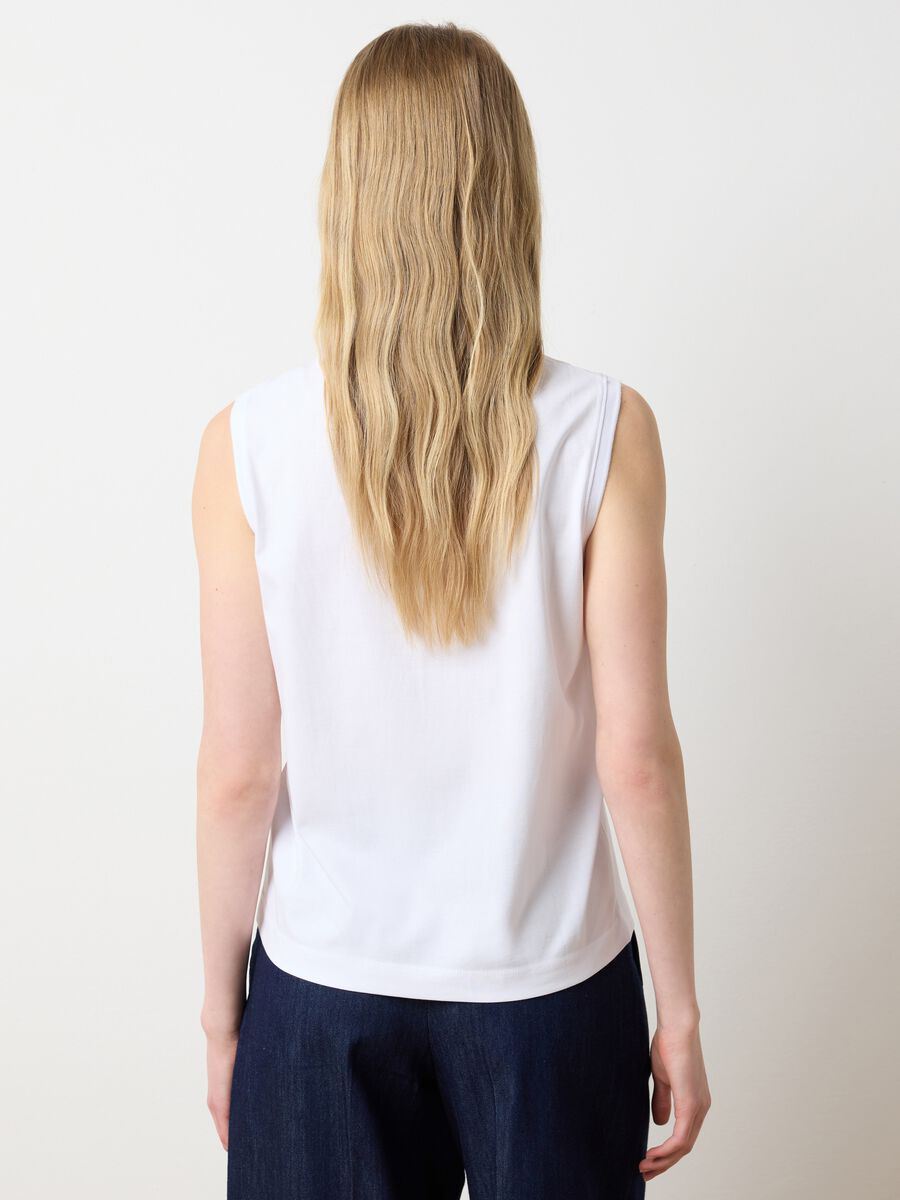White tank top with floral print by Les Copains_3