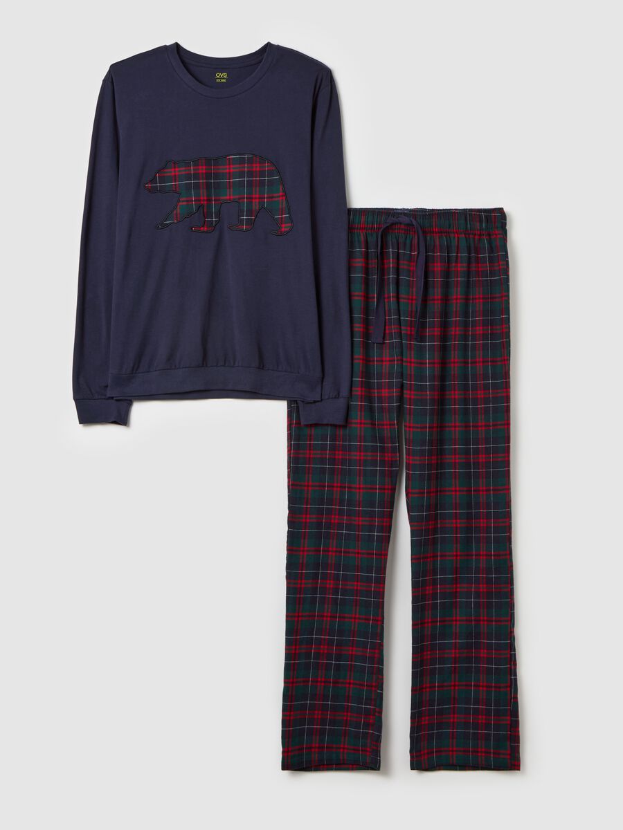 Pyjamas with tartan pattern and animal patch_4