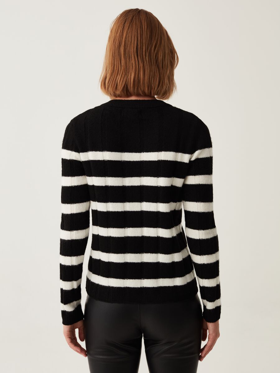 Cardigan a coste con fantasia a righe_2
