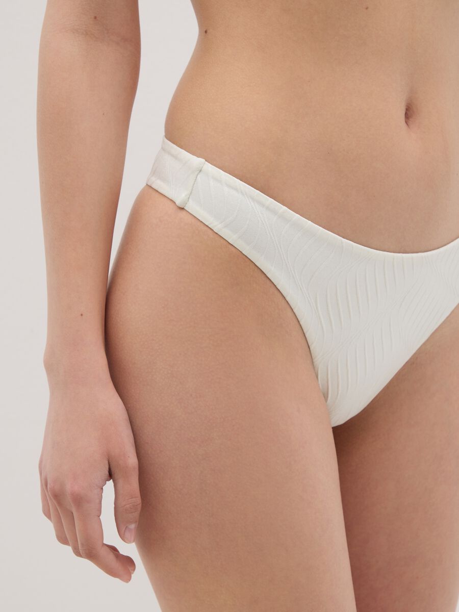 Women’s Brazilian-cut briefs in white stretch fabric_4