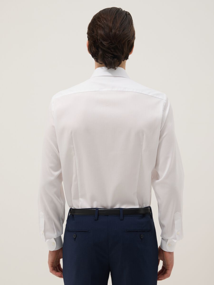 Camicia a maniche lunghe in puro cotone bianca easy iron slim fit_2