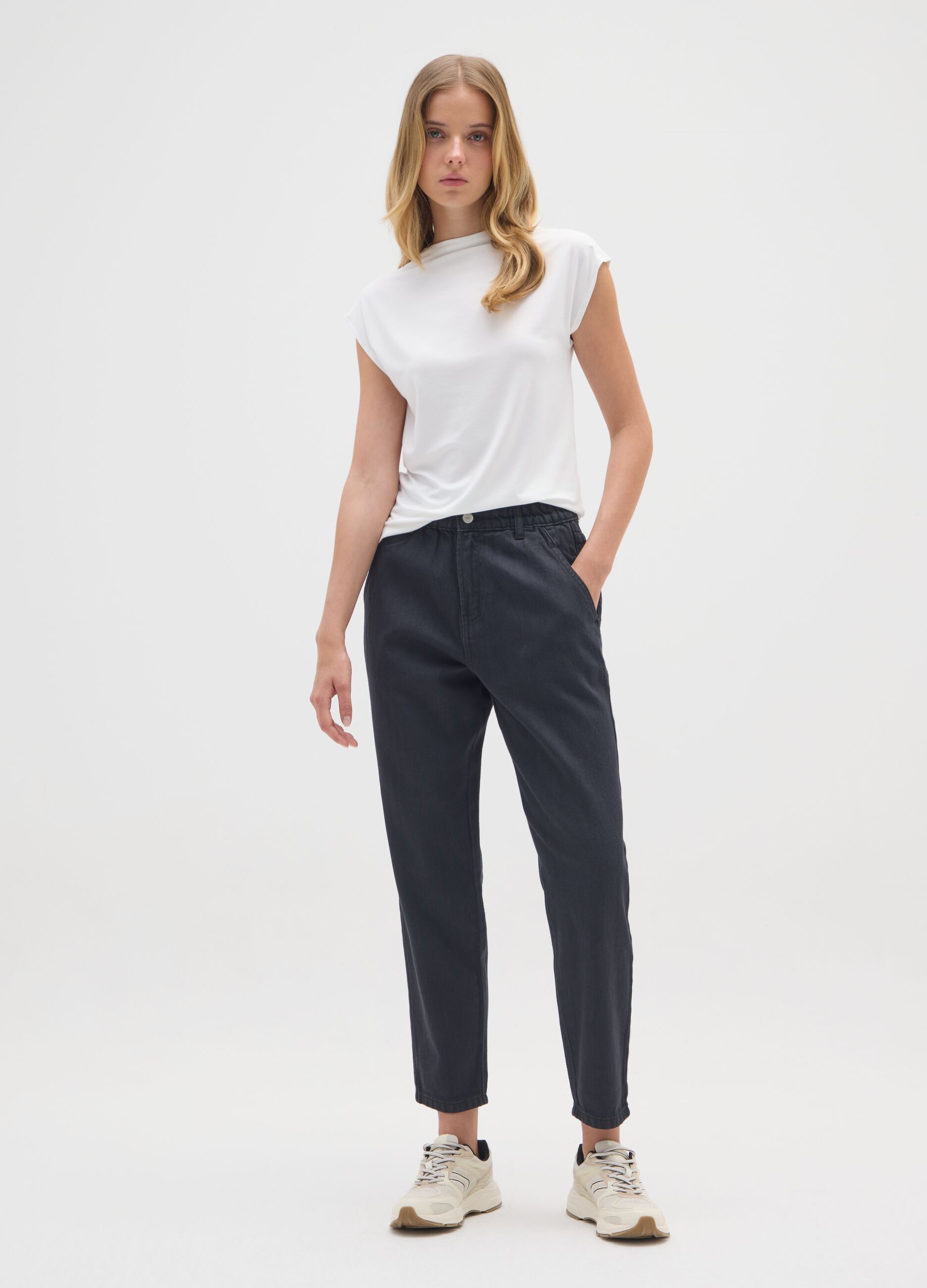Blue slouchy cotton jeans
