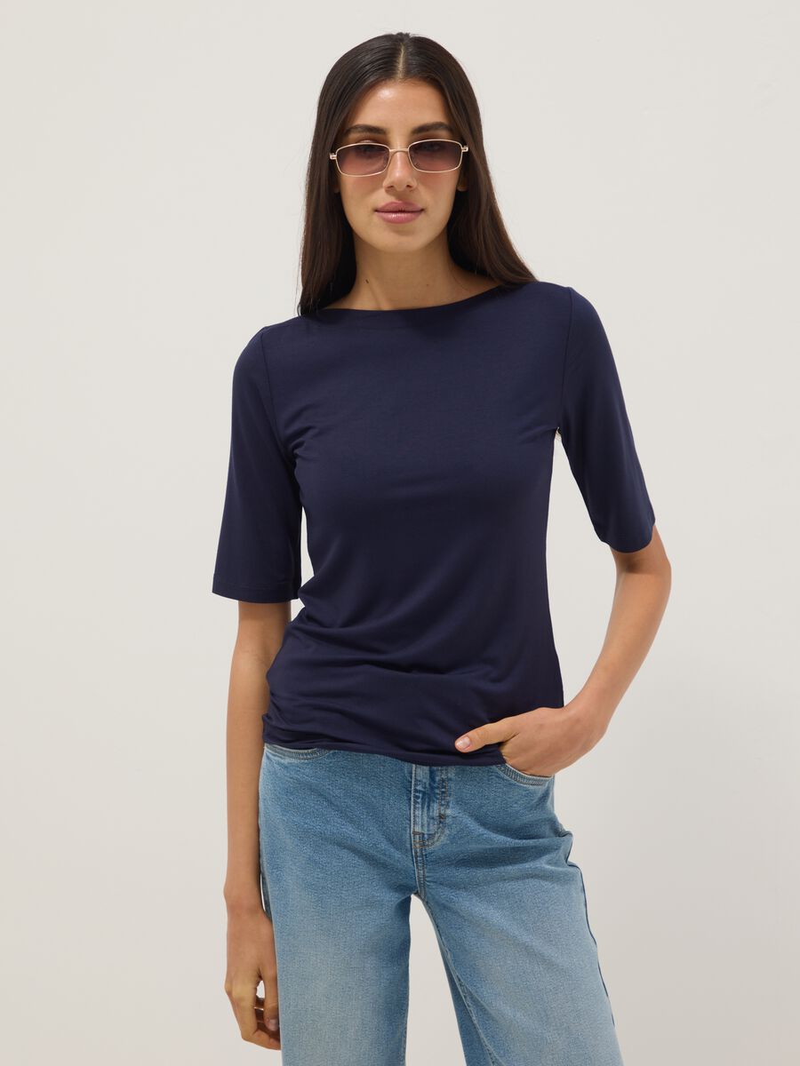 Regular fit blue stretch viscose boat neckline T-shirt_0