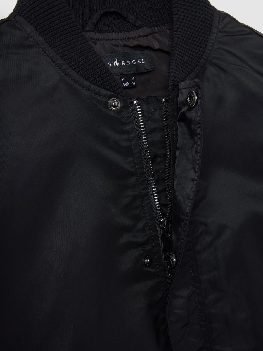 Black Bomber_1
