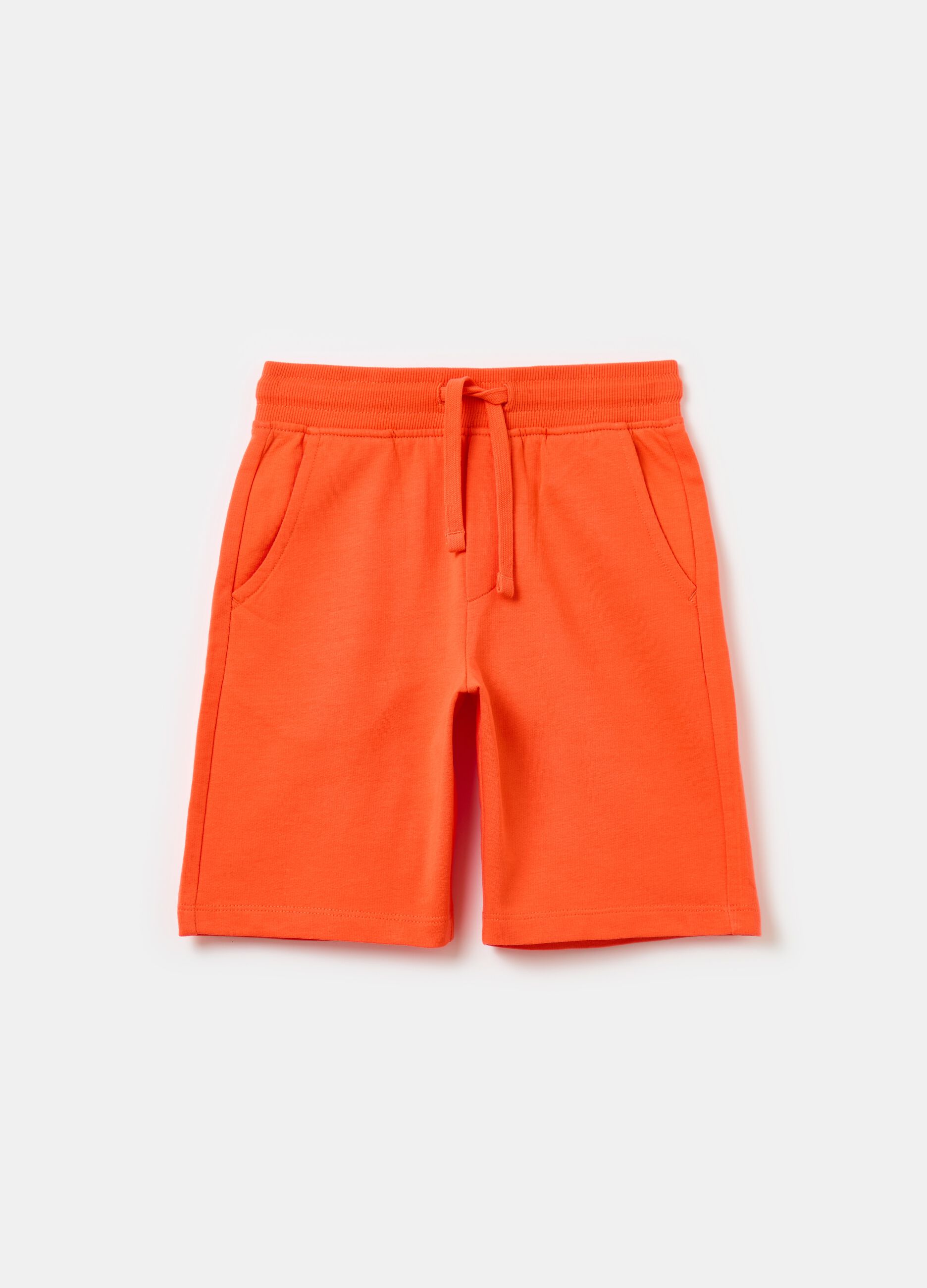 Fleece Bermuda shorts with drawstring