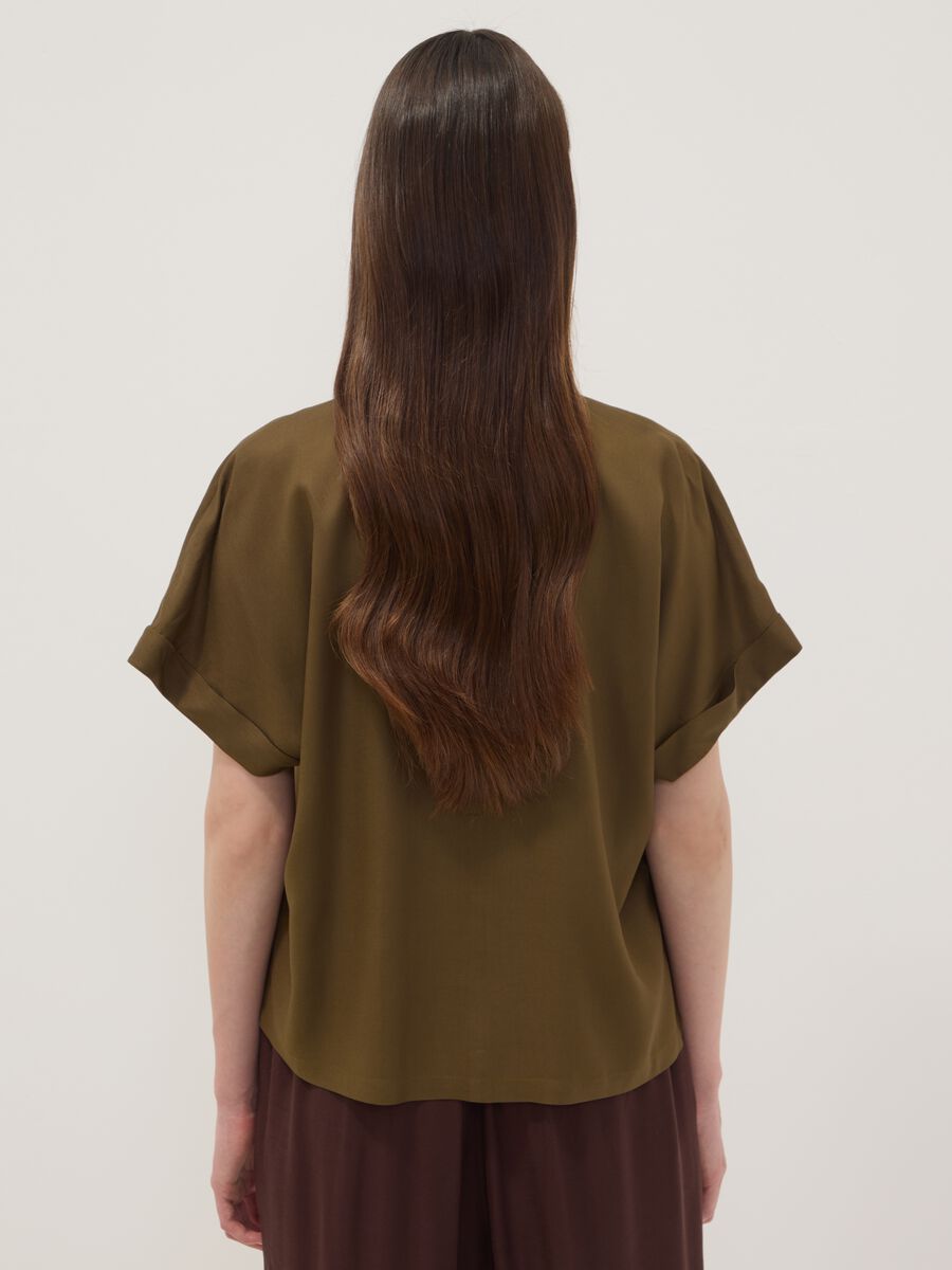 Camicia verde in pura viscosa a maniche corte over fit_3