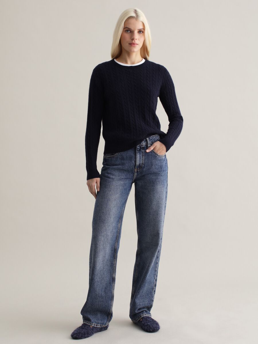 Cardigan in cable-knit cashmere_1