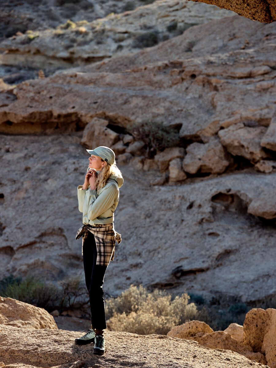 ALTAVIA WITH DEBORAH COMPAGNONI hiking trousers_7