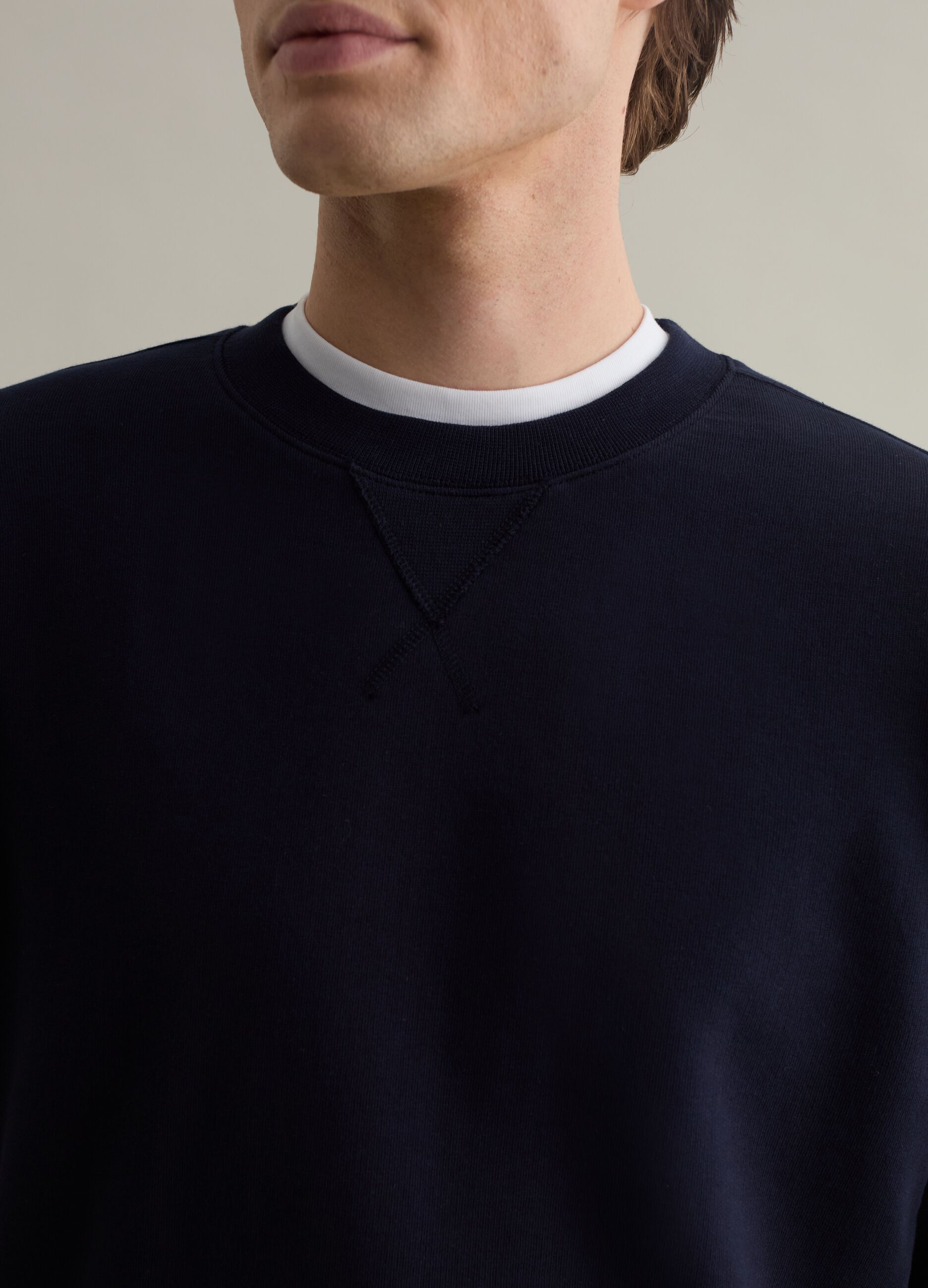 Sweatshirt with round neck and stitched detail