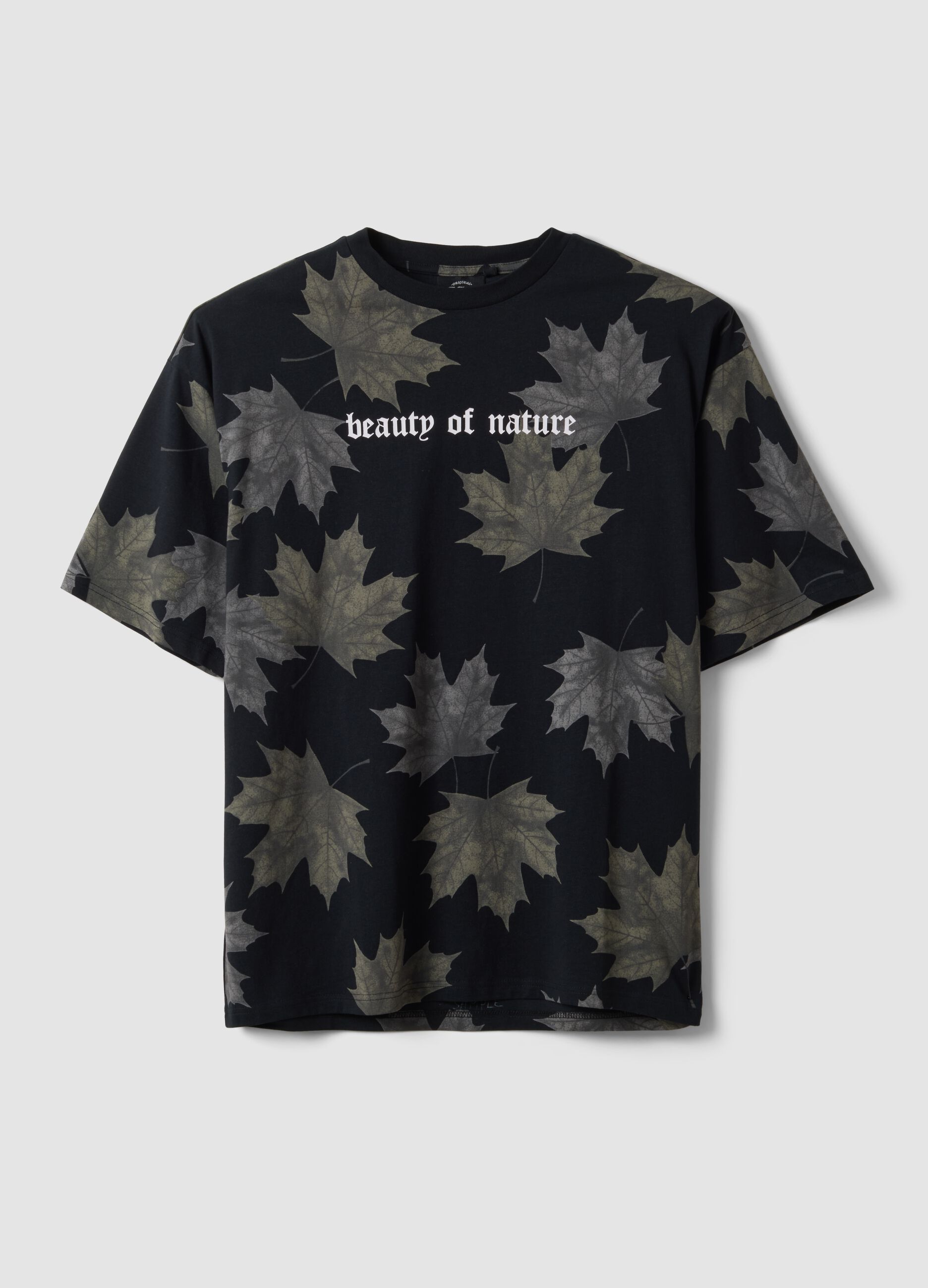 T-shirt nera in puro cotone con scritta "Beauty of nature"