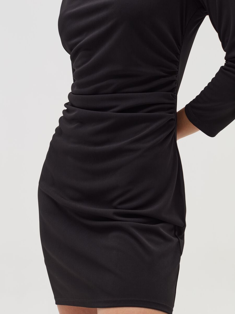 Vestito corto con arricciatura_3