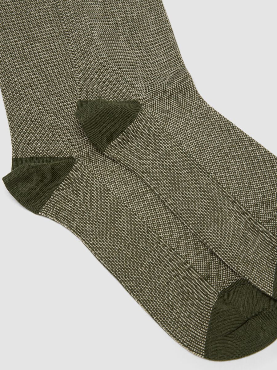 Men&rsquo;s Green Long Socks in Stretch Cotton_1