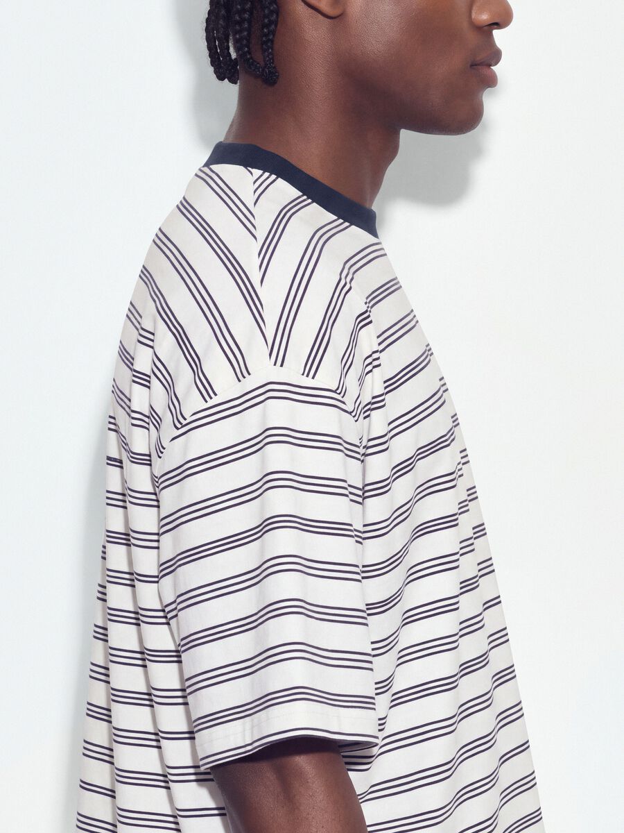 T-shirt blu a righe in puro cotone boxy fit_2