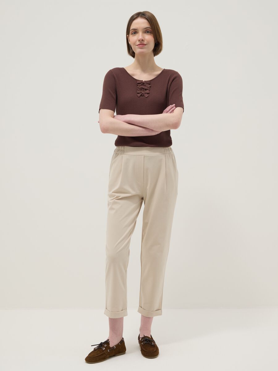 Brown regular fit viscose blend T-shirt with bows_1