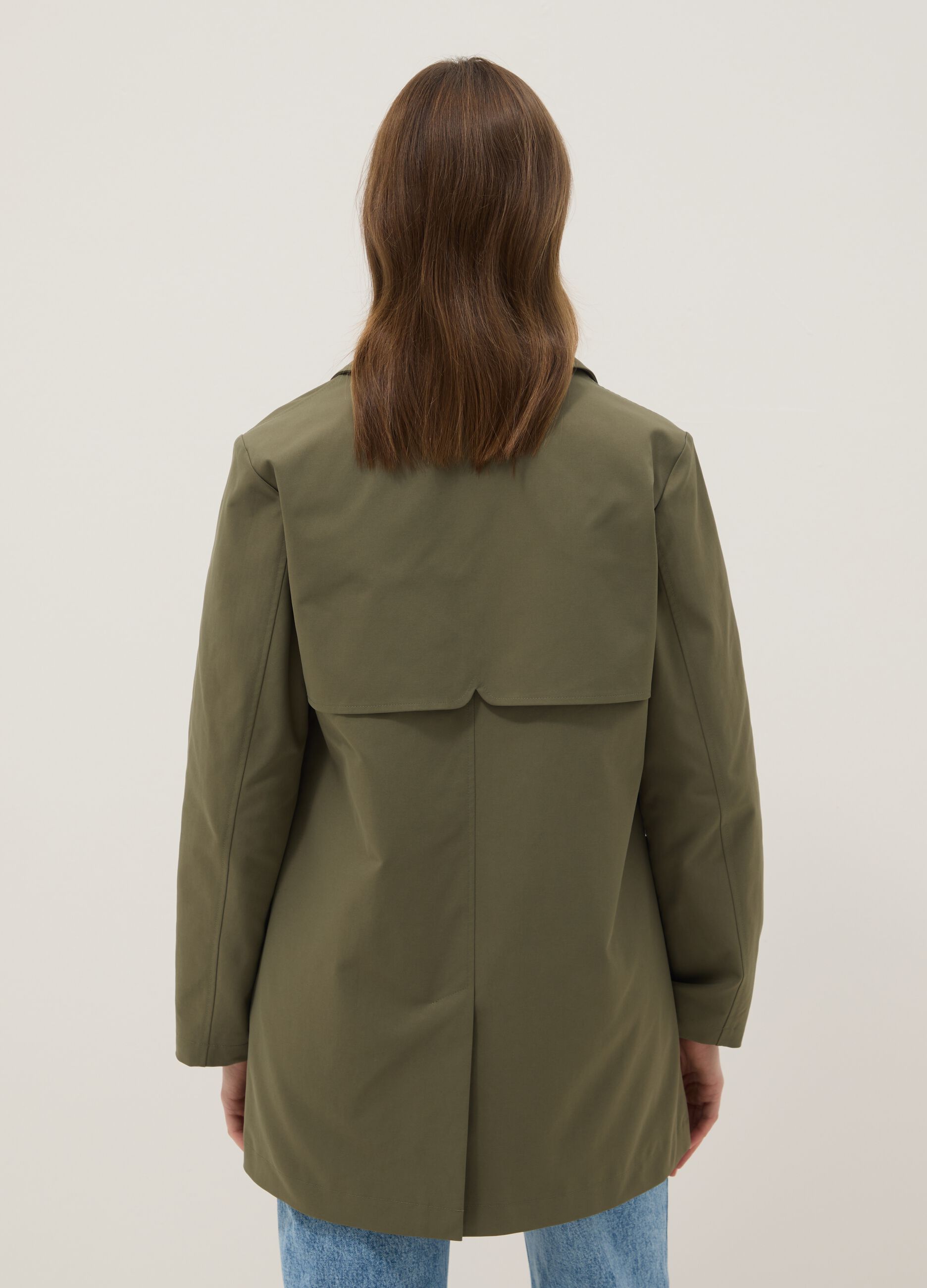 Green jacket with collar and buttons