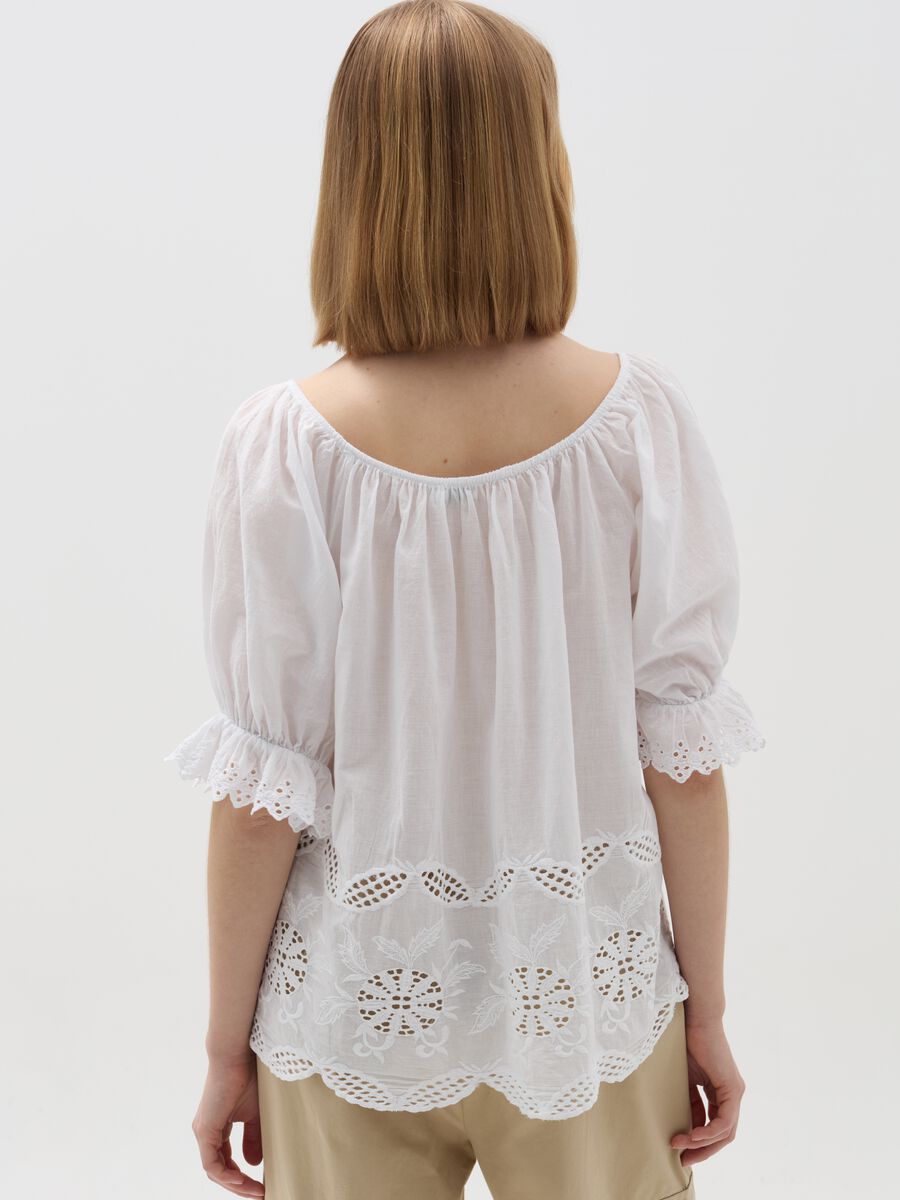Blouse with embroidery and openwork details_2