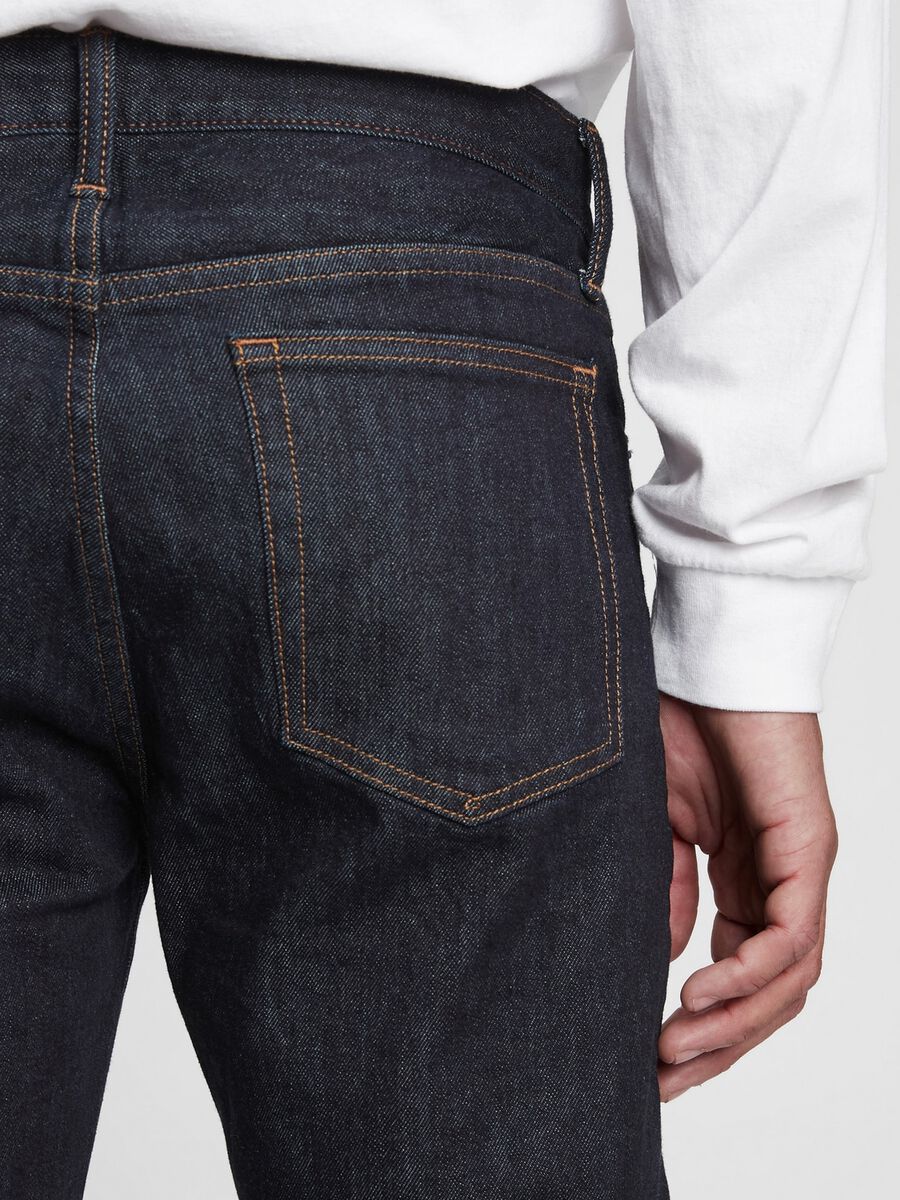 Slim-fit jeans with five pockets_2