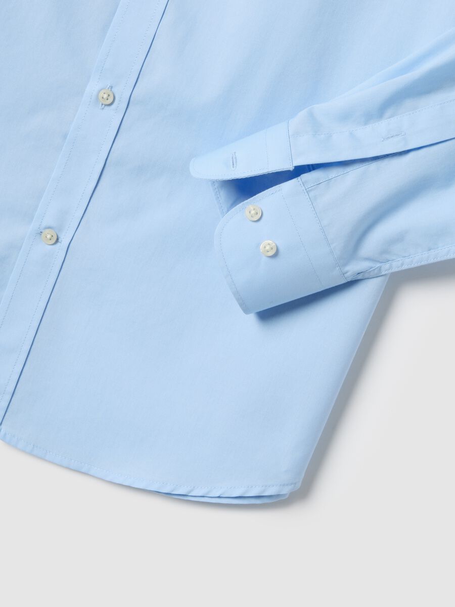 Blue cotton blend regular fit shirt_5