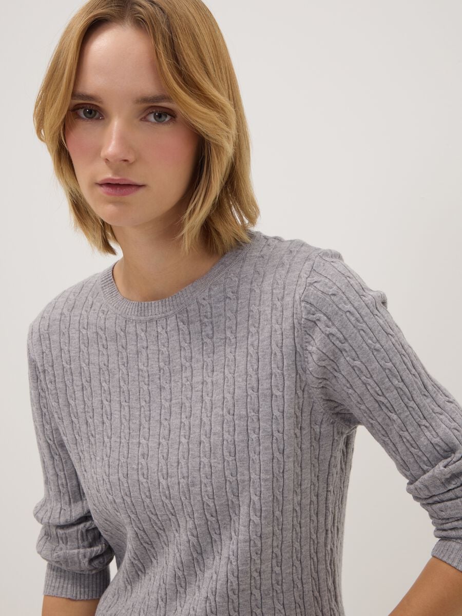 Grey viscose-blend cable-knit jumper, regular fit_0