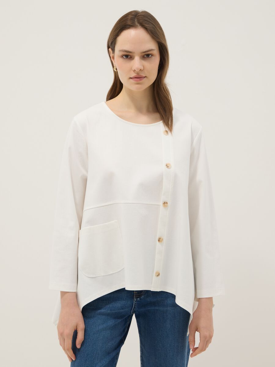 Blusa bianca con bottoni in cotone elasticizzato regular fit_0