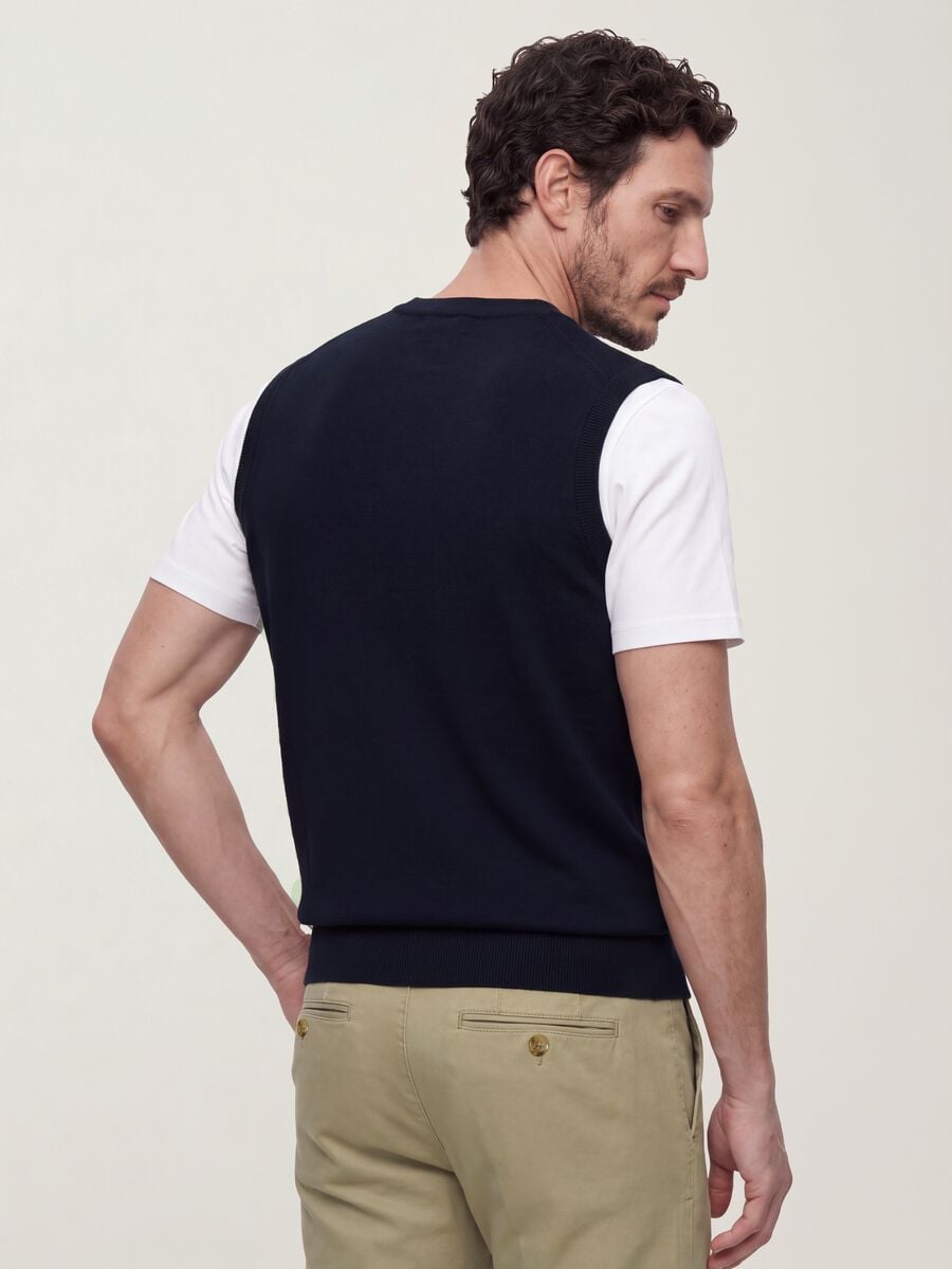 Blue viscose-blend waistcoat with deep V-neck, regular fit_3