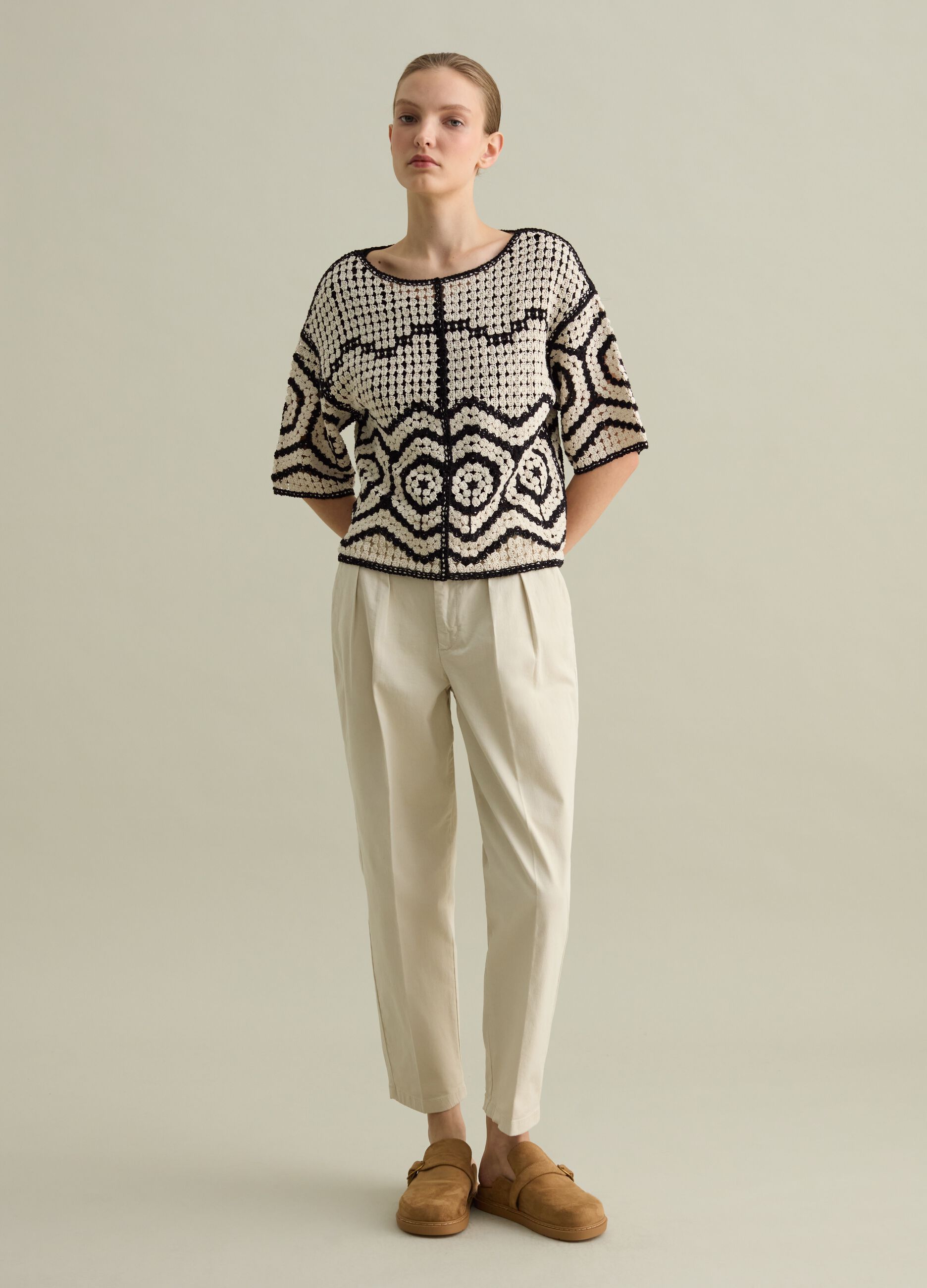 Crochet T-shirt with geometric motif