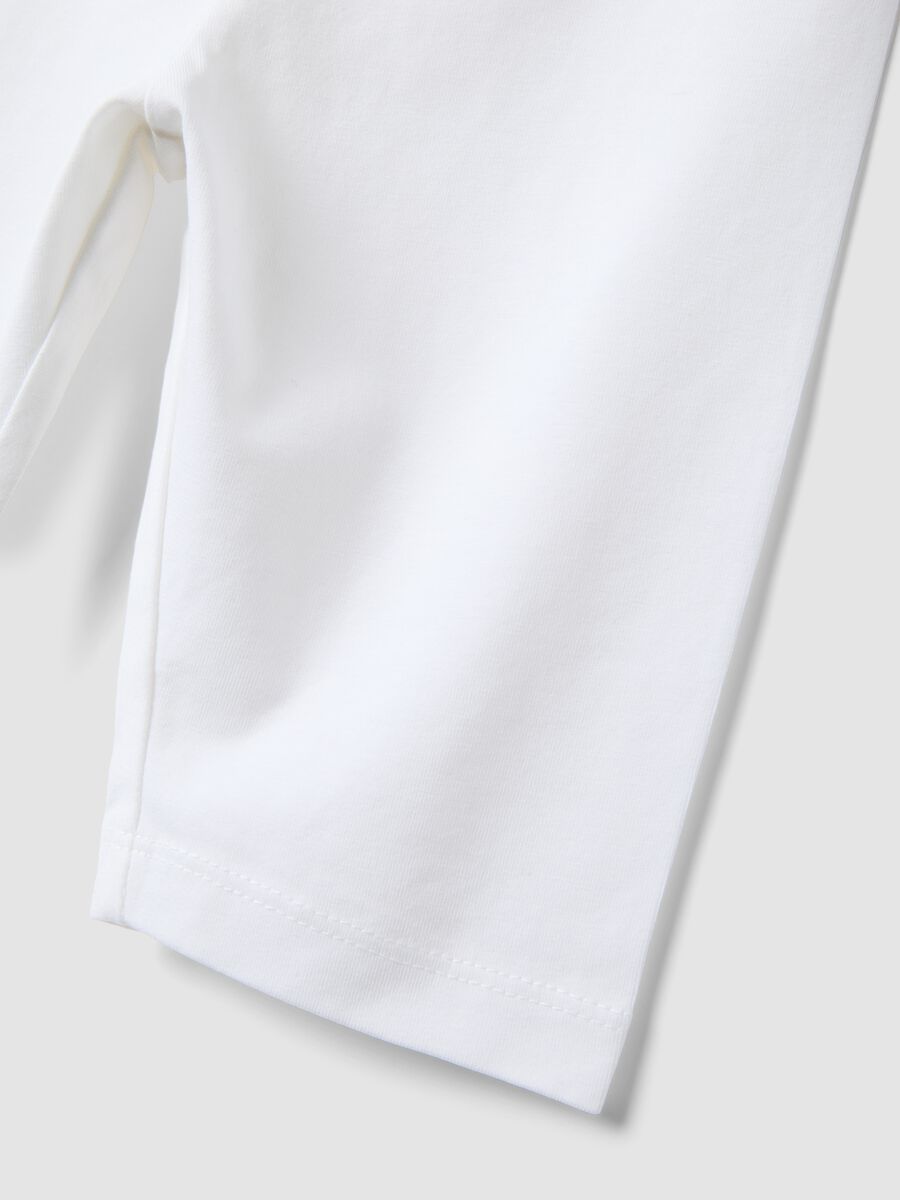 Pantaloncini ciclista bianchi in cotone organico_3