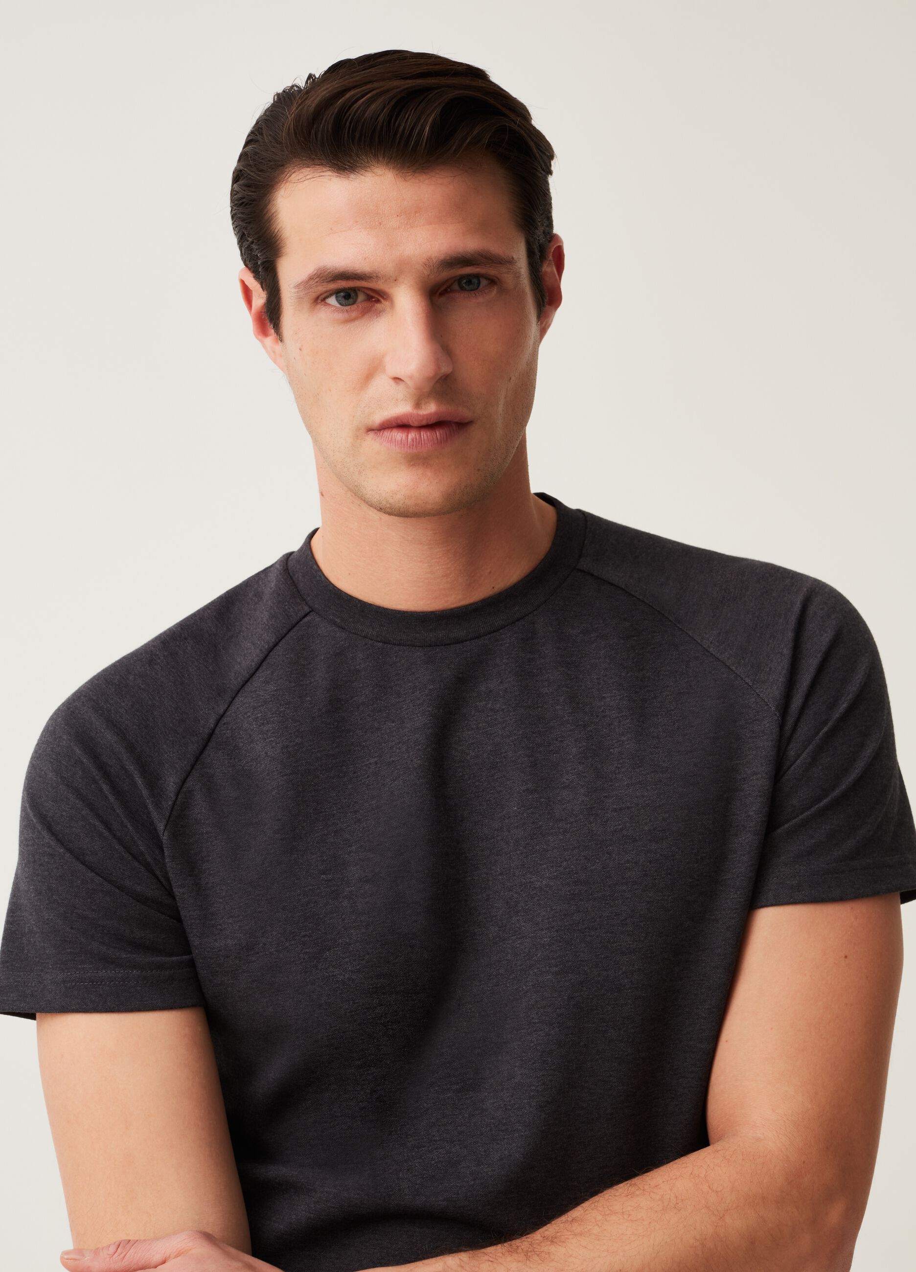 T-shirt maniche raglan in tessuto traspirante OVS Tech_1