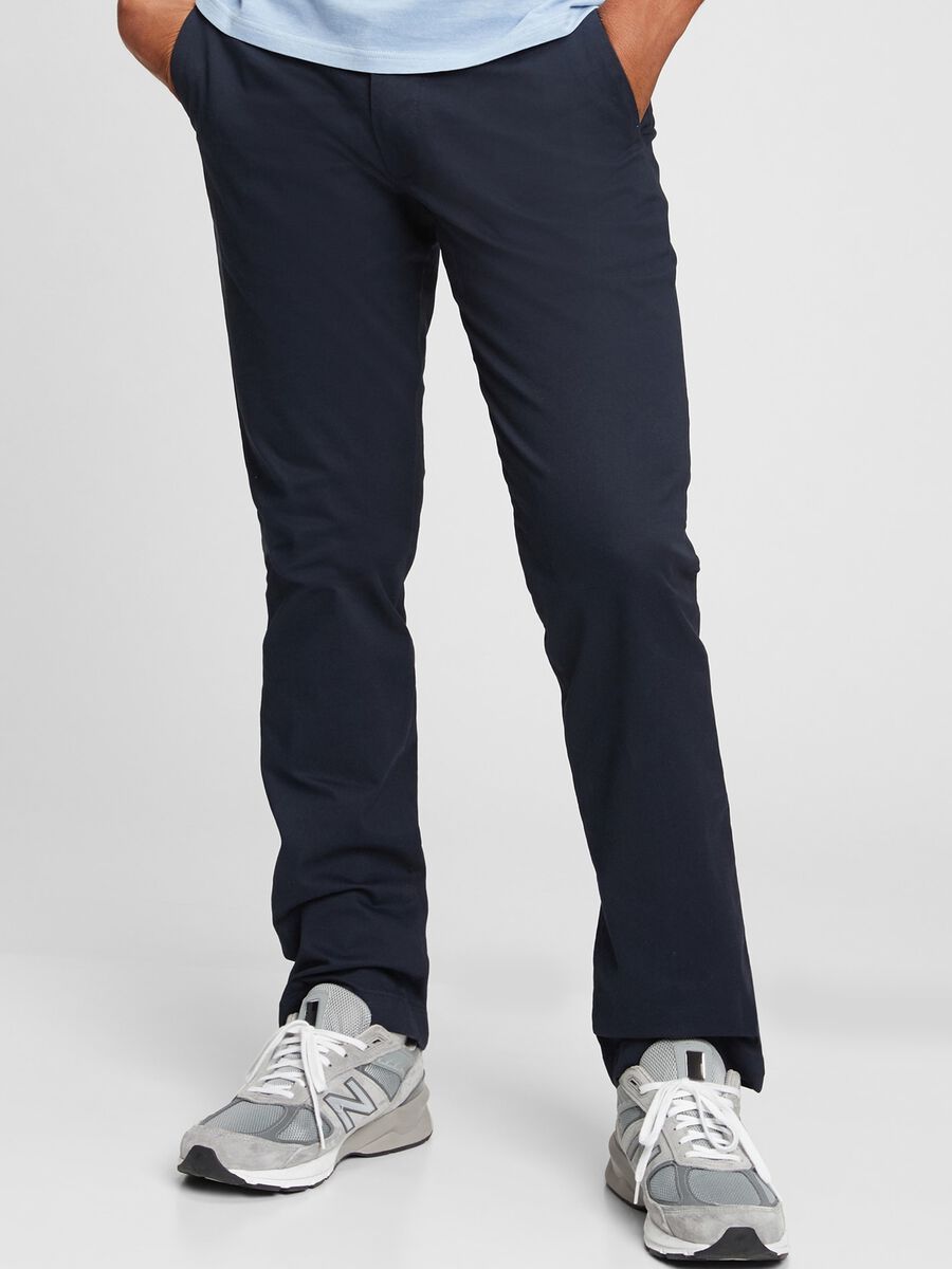 Pantaloni straight fit in cotone stretch_0